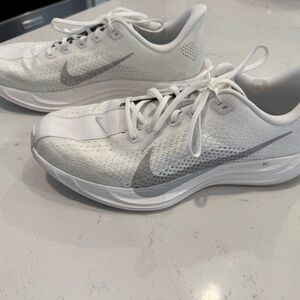 Nike ZoomX White and Gray Sneakers